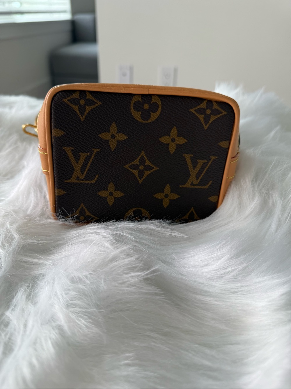 Louis Vuitton: Nano Noe Brown Monogram *AUTHENTIC* - Picture 4 of 15
